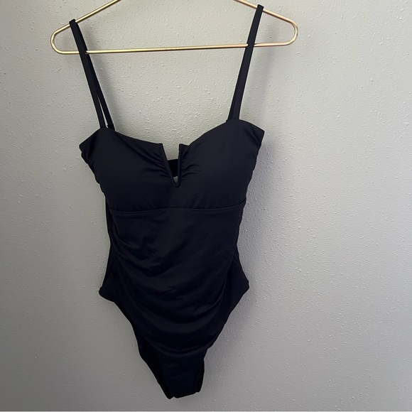 Ralph Lauren V-Wire One Piece Swimsuit - Picture 2 of 6